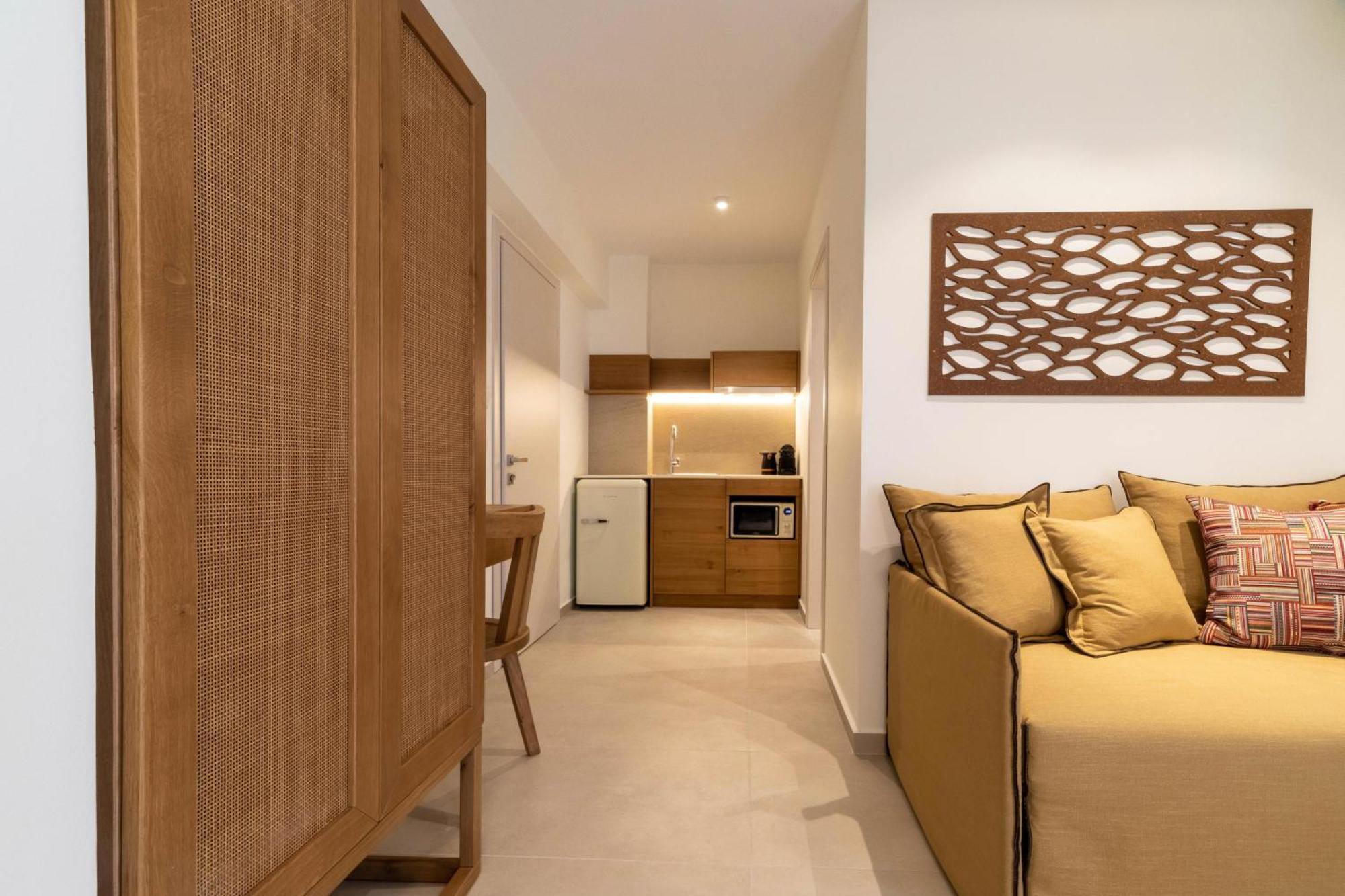 Arancia Elegant Rooms And Suites Tolón Buitenkant foto