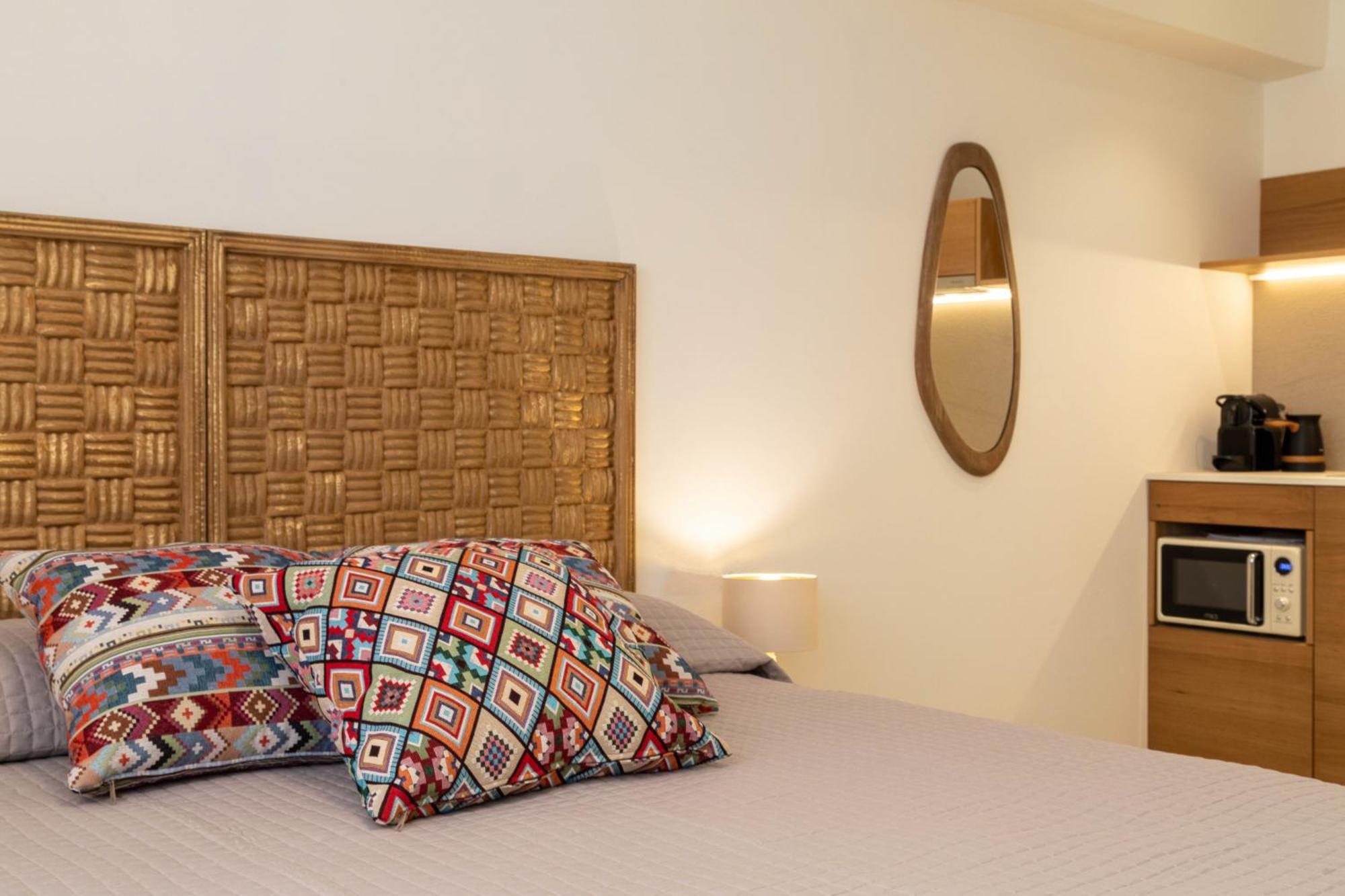 Arancia Elegant Rooms And Suites Tolón Buitenkant foto
