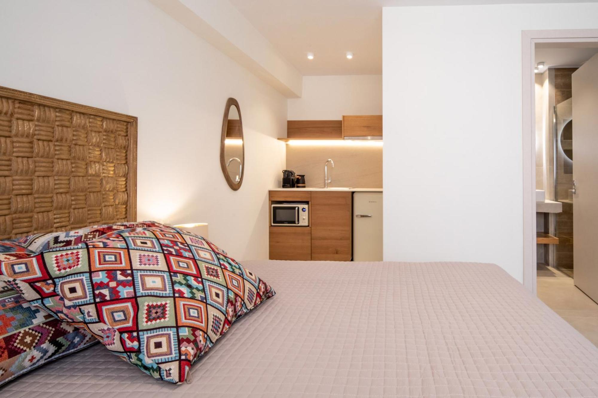 Arancia Elegant Rooms And Suites Tolón Buitenkant foto